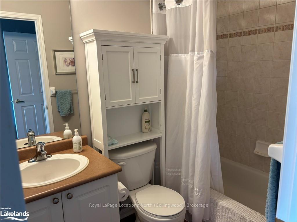 Photo 7 of 77 Green Briar Drive, Collingwood — HOMEH