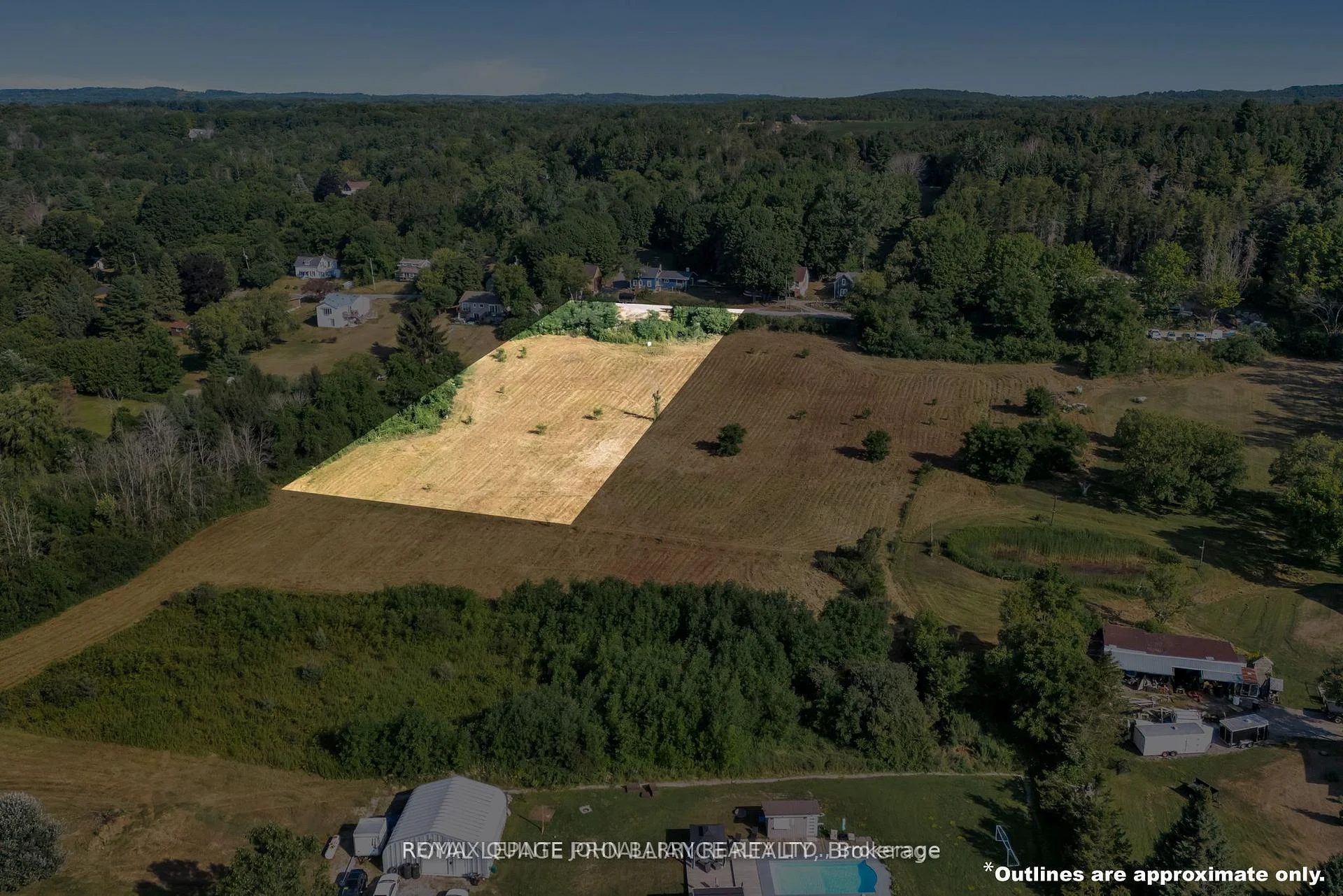 Photo 7 of 1001 Smith Street, Quinte West, Murray Ward — HOMEH