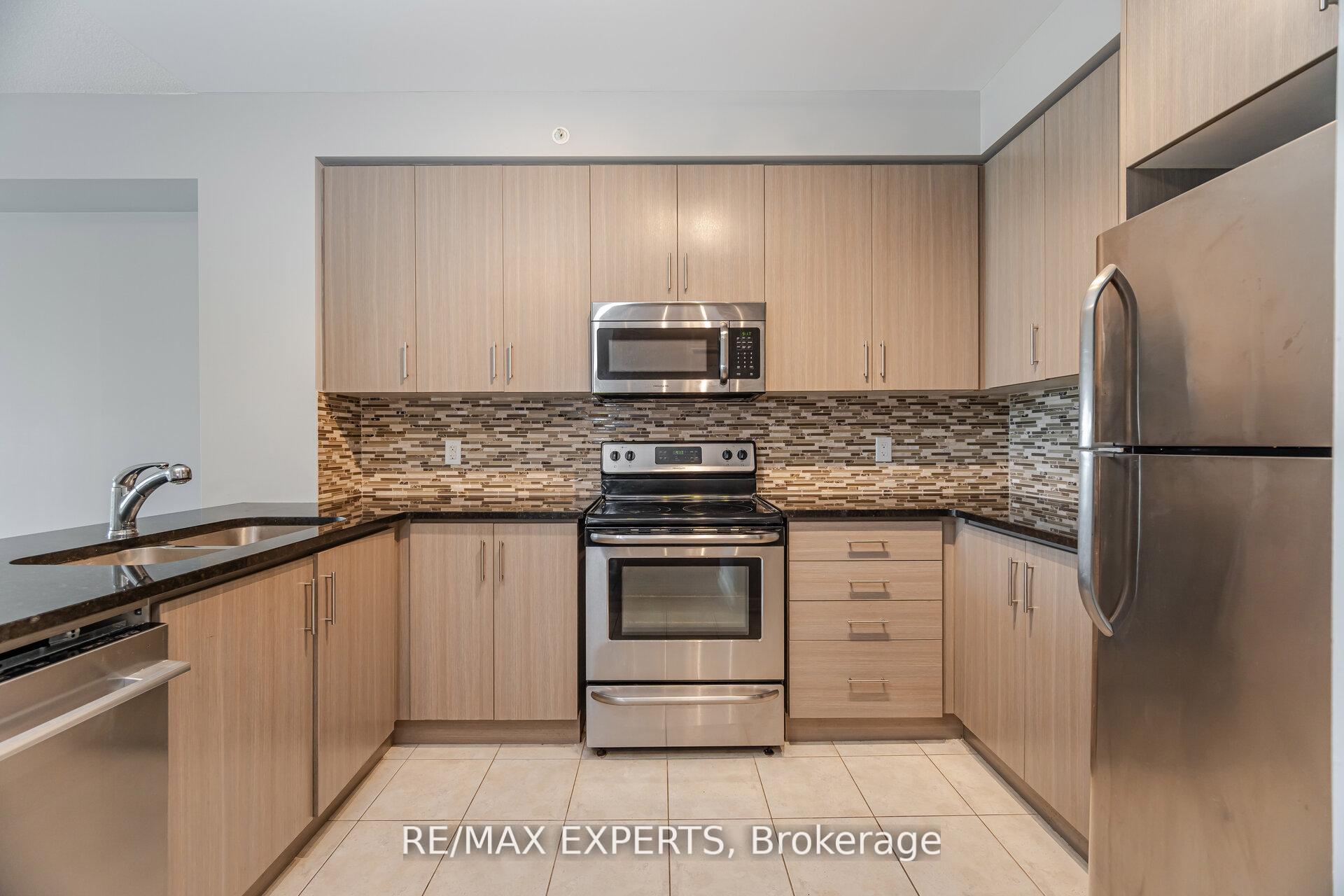 Photo 12 of Unit 1103, 9255 Jane Street, Vaughan, Maple — HOMEH