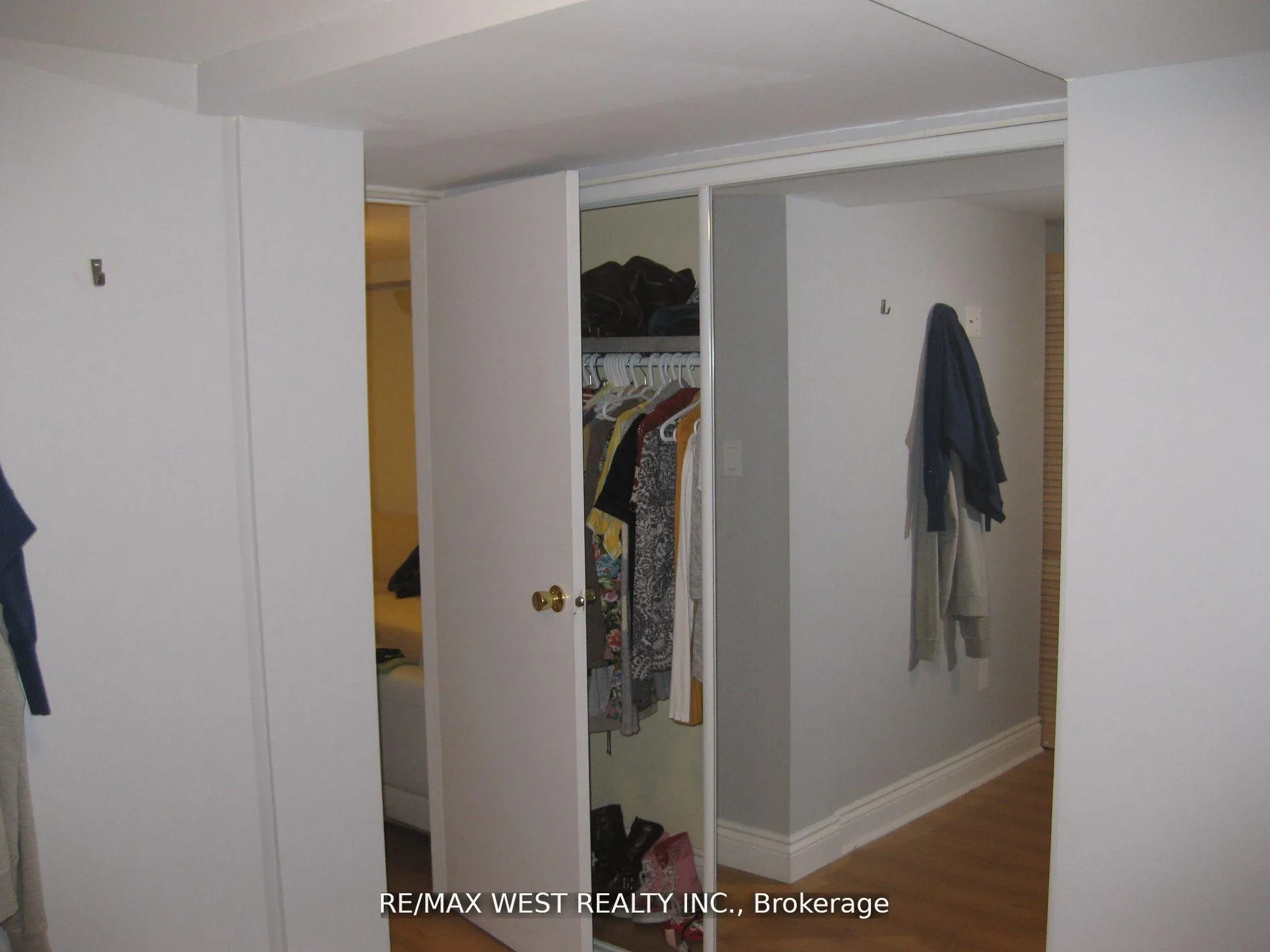 Photo 10 of Unit Bsmt, 237 Vaughan Road, Toronto, Oakwood Village — HOMEH