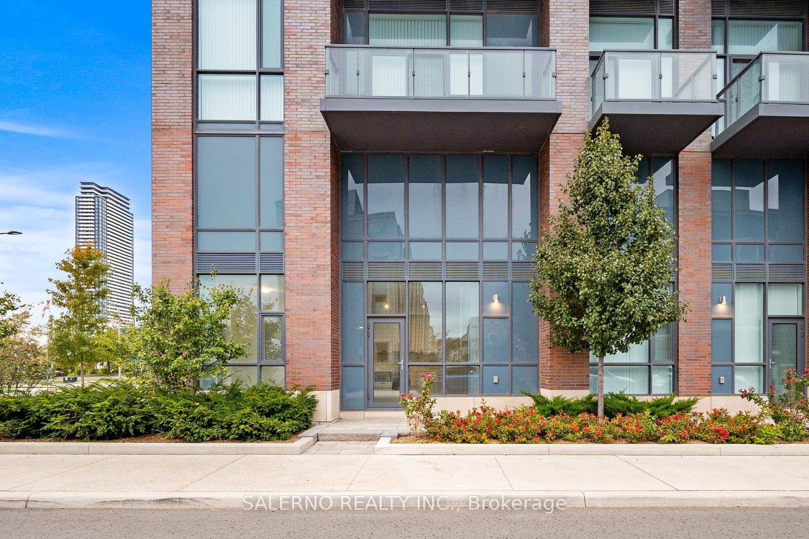 Front of Unit 105, 10 Honeycrisp Crescent