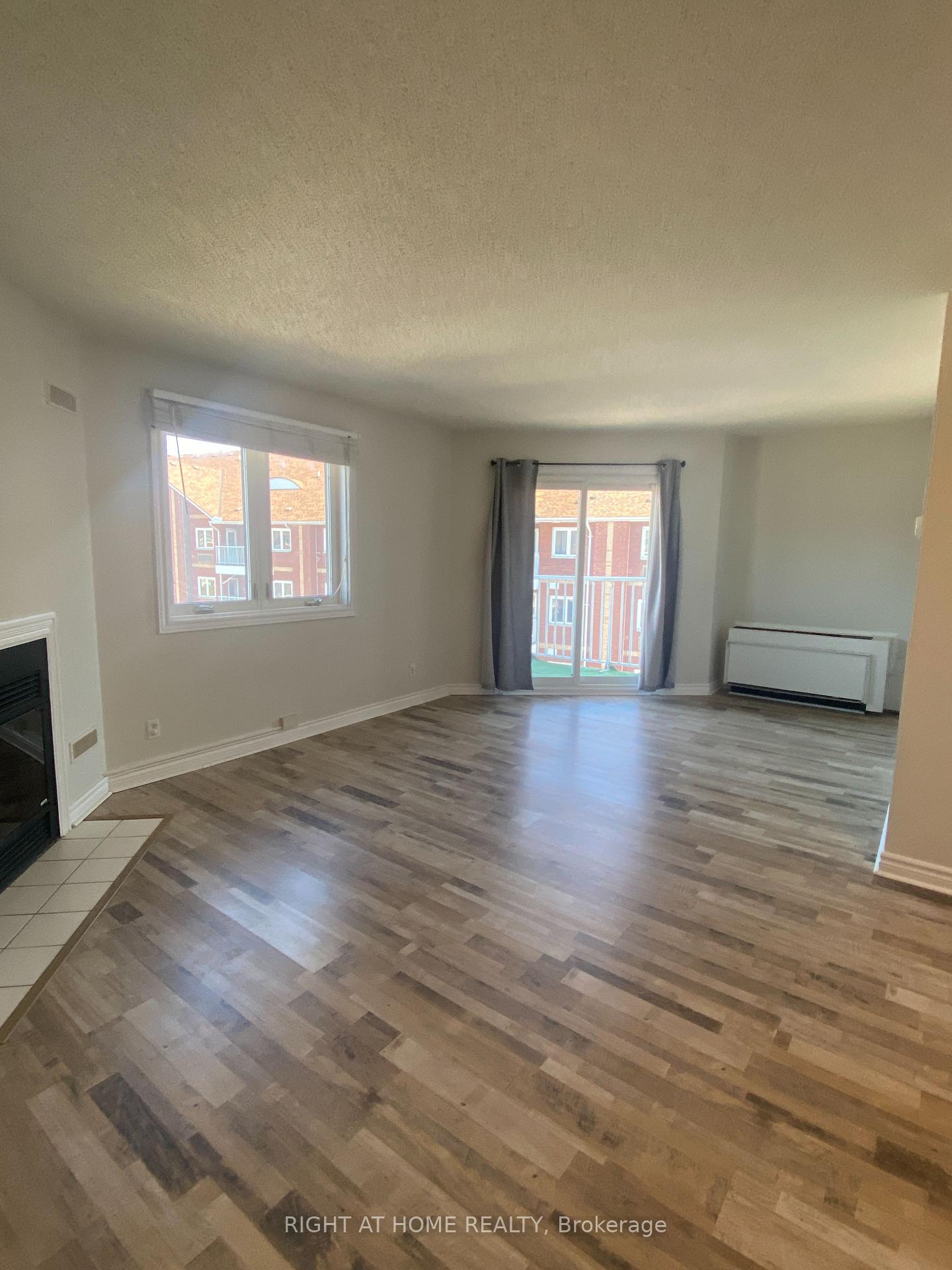 Photo 2 of Unit 413, 191 Lake Driveway Drive W, Ajax, South West — HOMEH