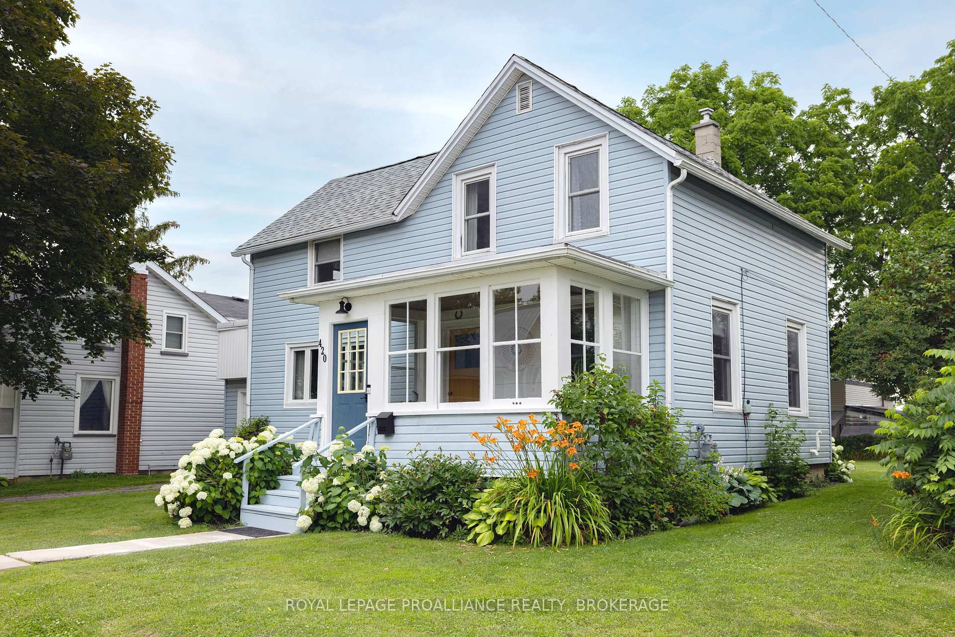 Photo 3 of 420 Garden Street, Gananoque — HOMEH