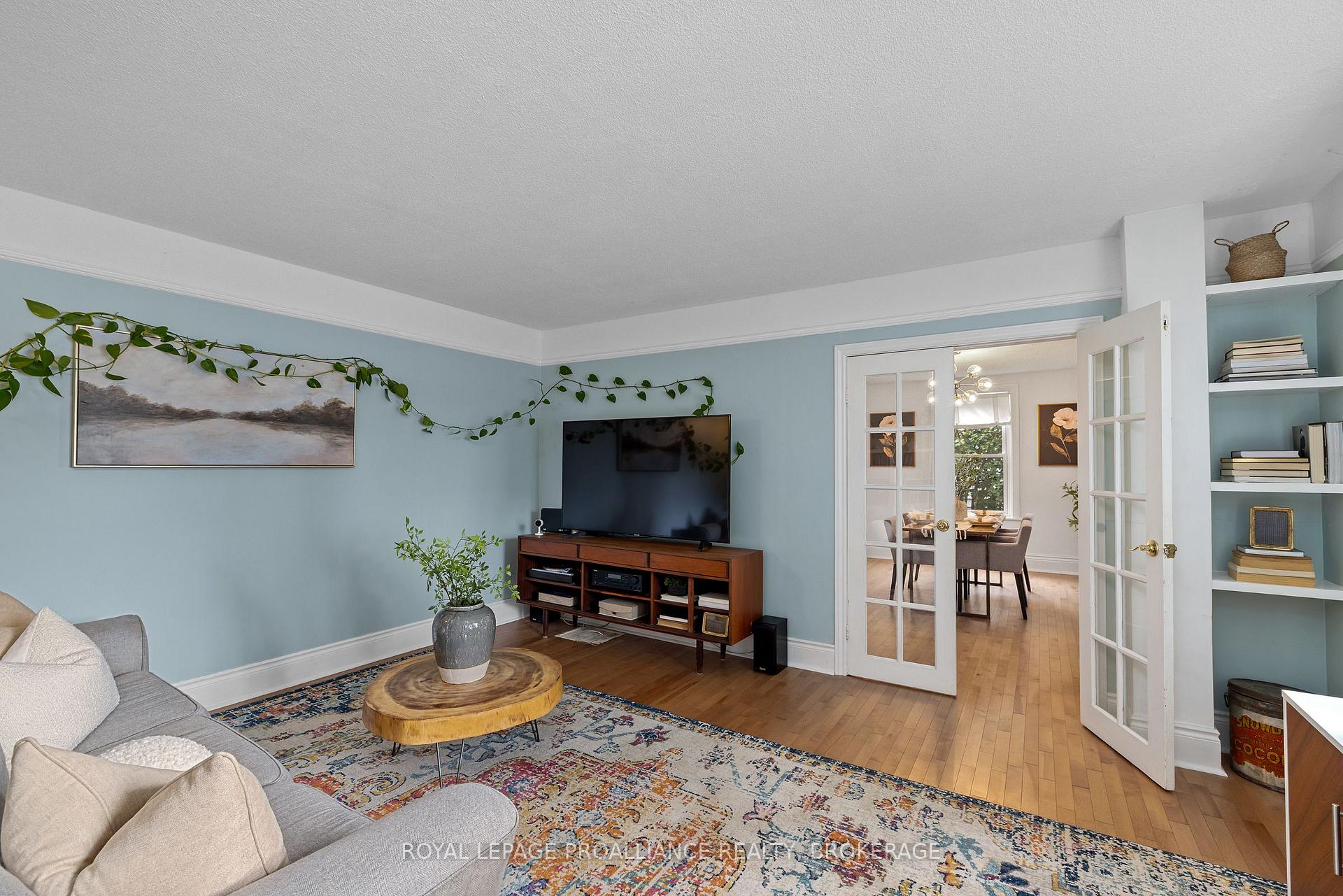Photo 5 of 420 Garden Street, Gananoque — HOMEH