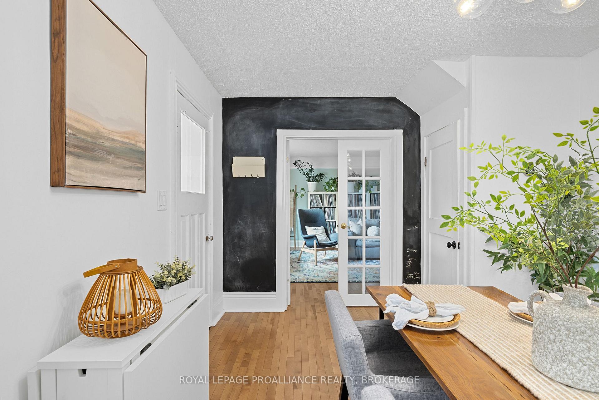Photo 10 of 420 Garden Street, Gananoque — HOMEH