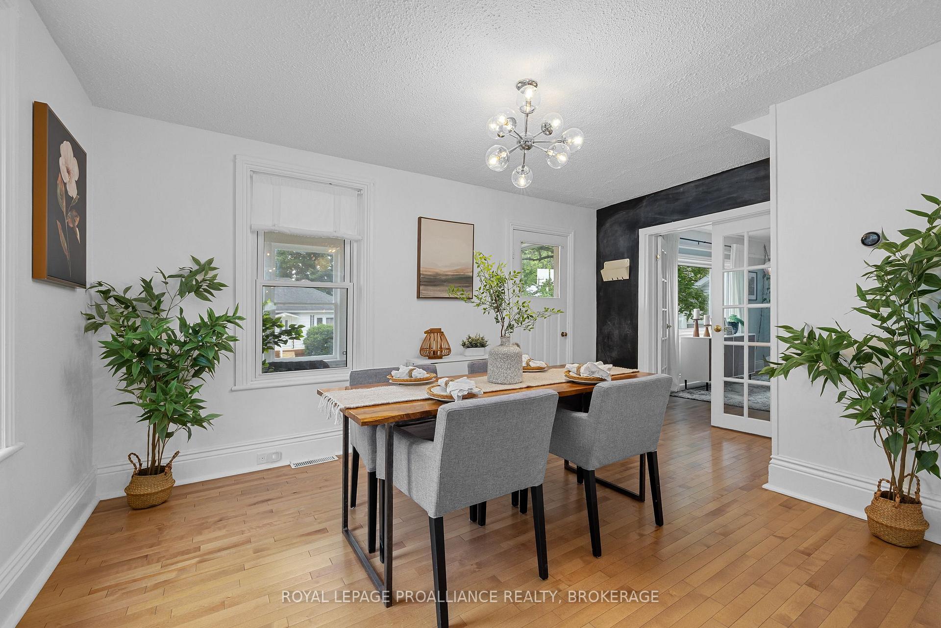 Photo 12 of 420 Garden Street, Gananoque — HOMEH
