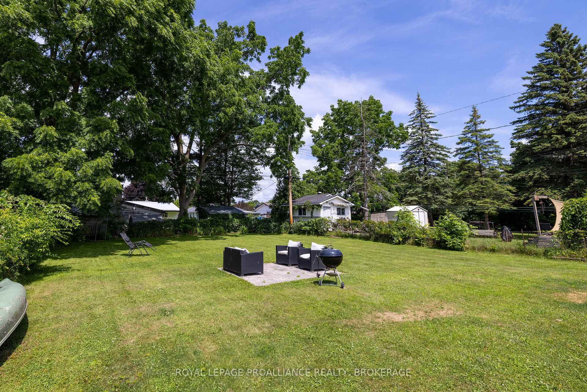 Photo 33 of 420 Garden Street, Gananoque — HOMEH
