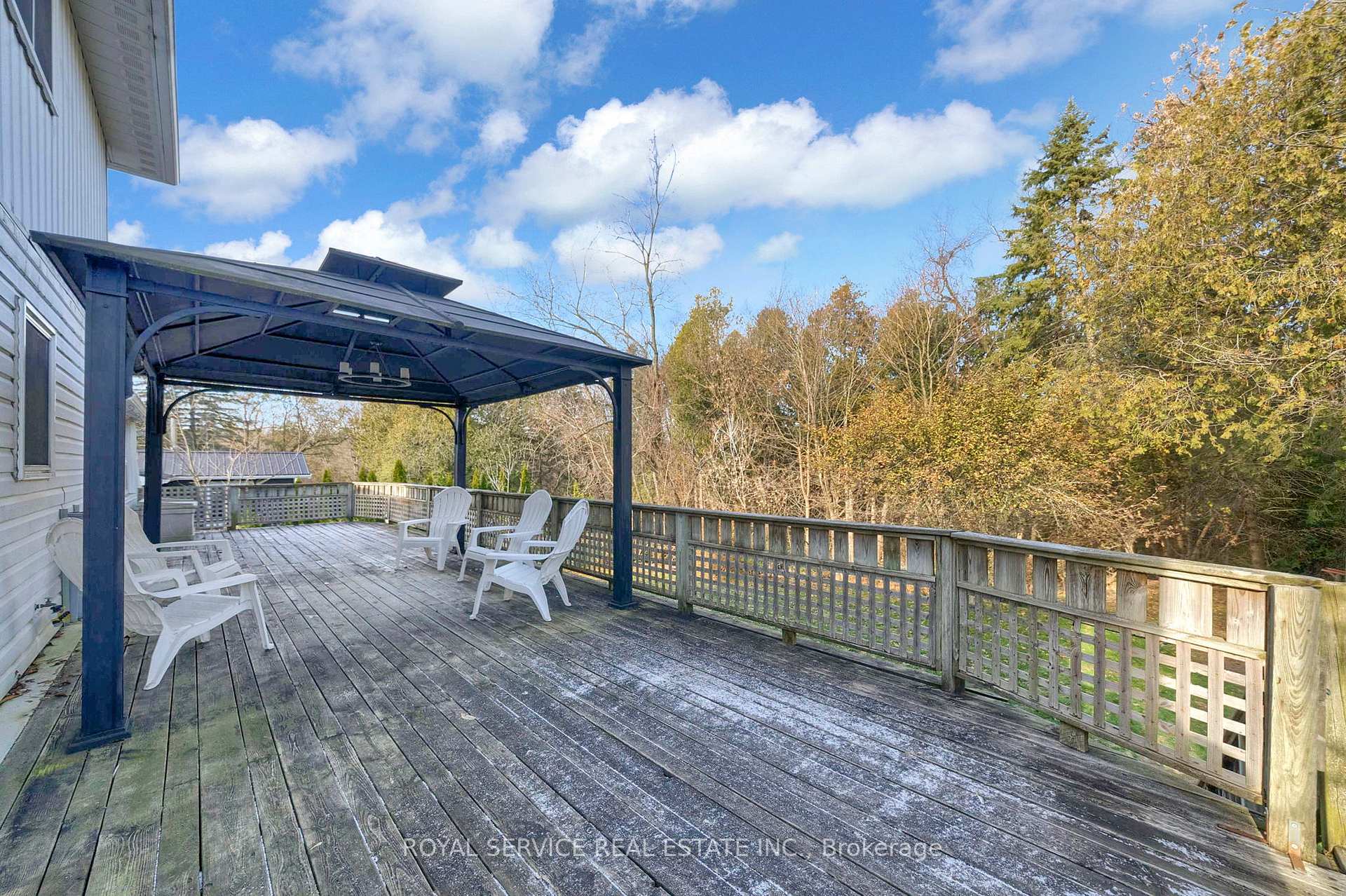 Photo 4 of 45 Davids Crescent, Clarington, Orono — HOMEH