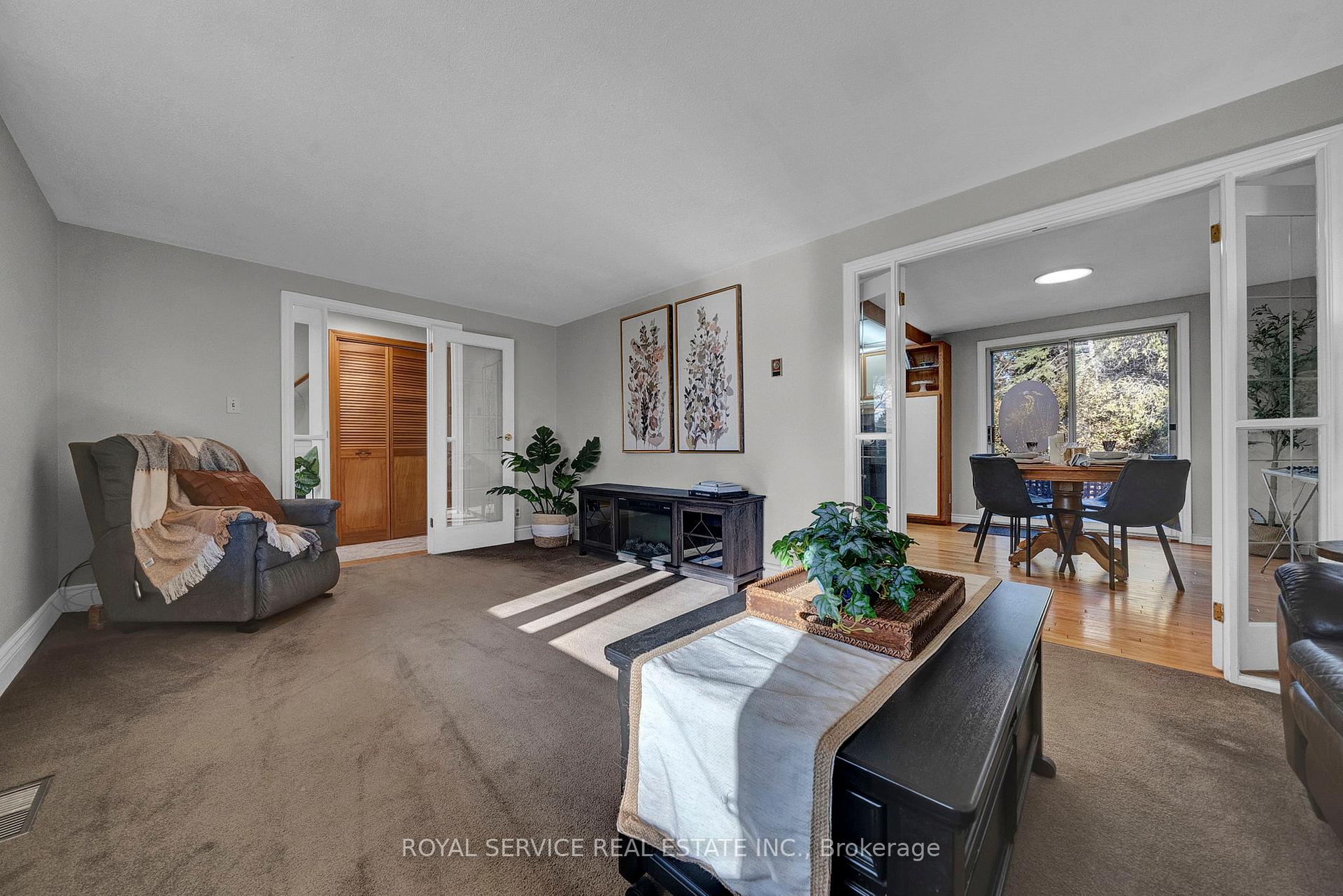 Photo 12 of 45 Davids Crescent, Clarington, Orono — HOMEH