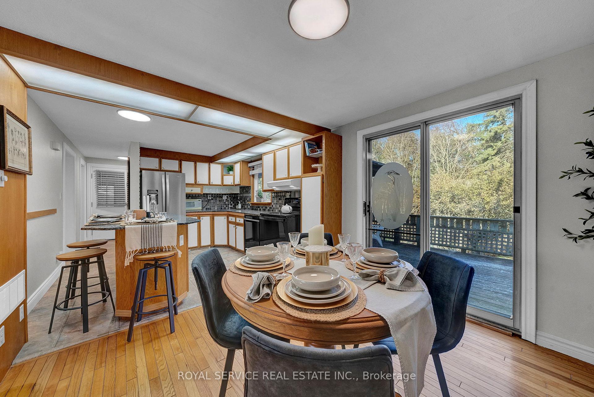 Photo 11 of 45 Davids Crescent, Clarington, Orono — HOMEH