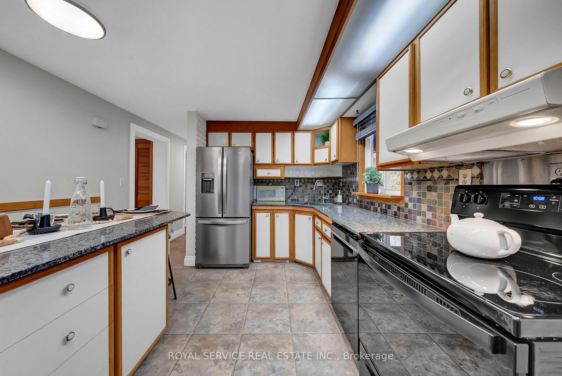 Photo 18 of 45 Davids Crescent, Clarington, Orono — HOMEH