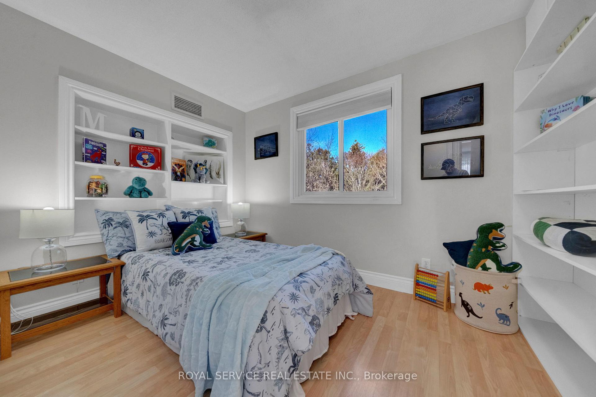Photo 22 of 45 Davids Crescent, Clarington, Orono — HOMEH