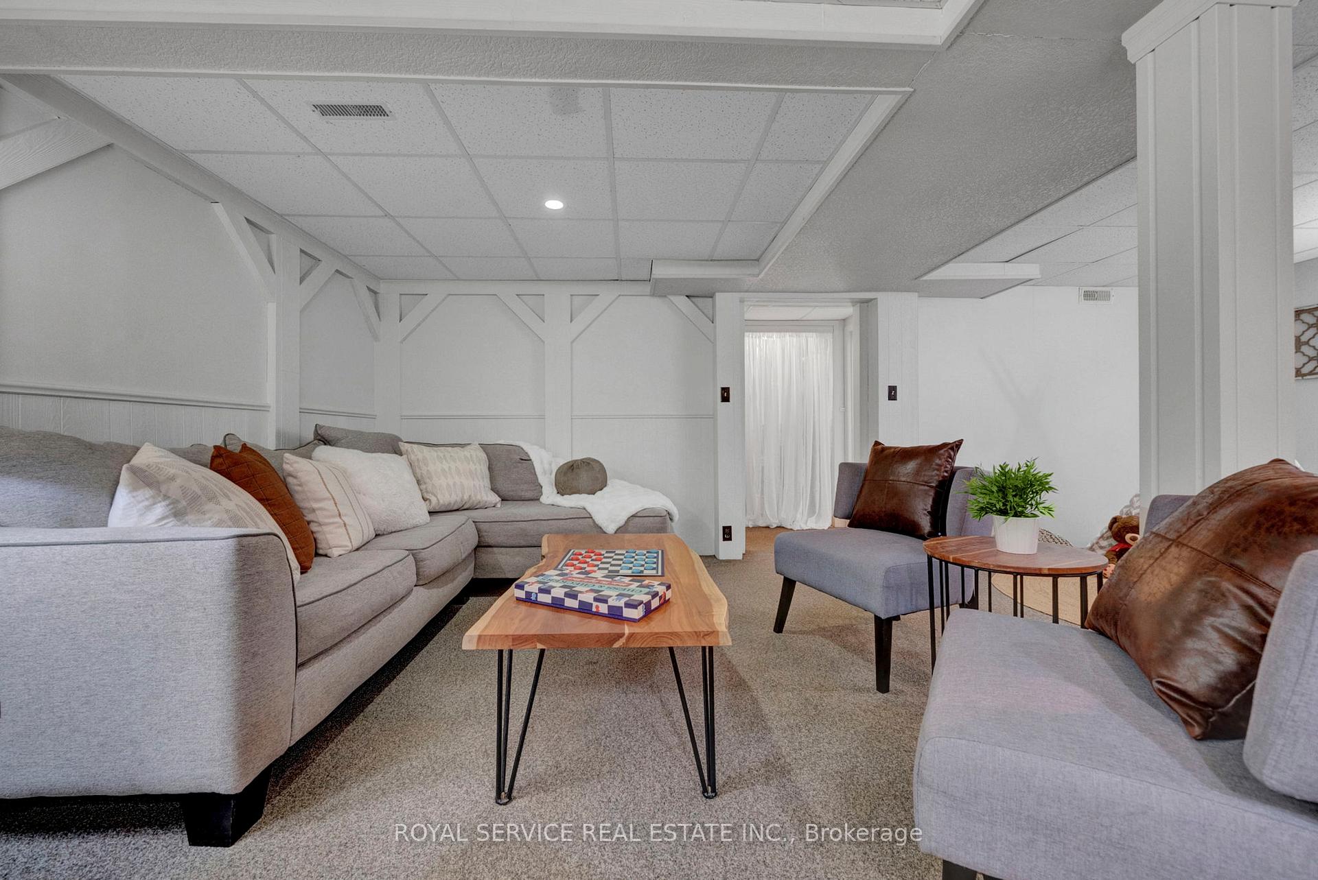 Photo 26 of 45 Davids Crescent, Clarington, Orono — HOMEH
