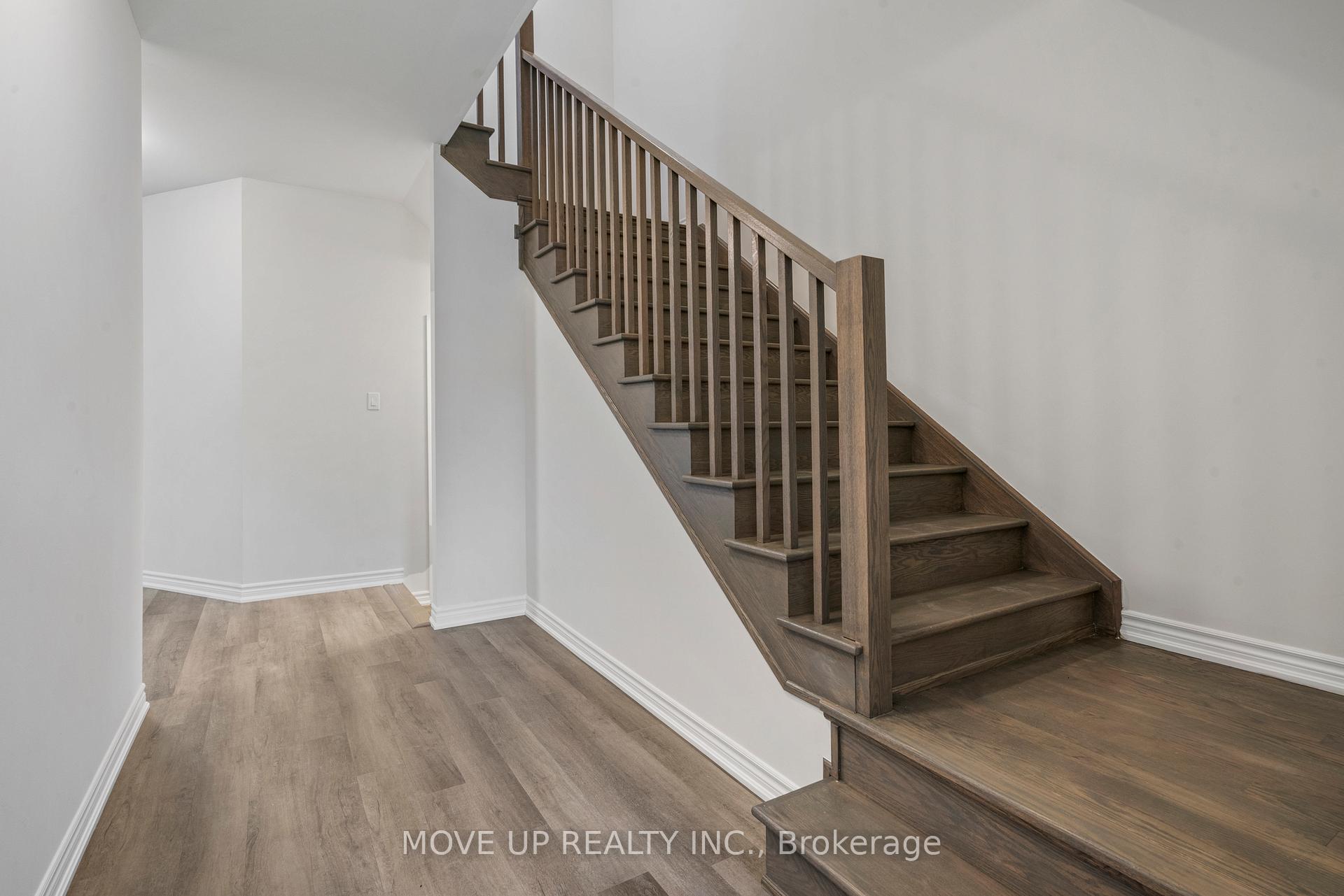 Photo 5 of 365 Beechwood Forest Lane, Gravenhurst, Muskoka (S) — HOMEH
