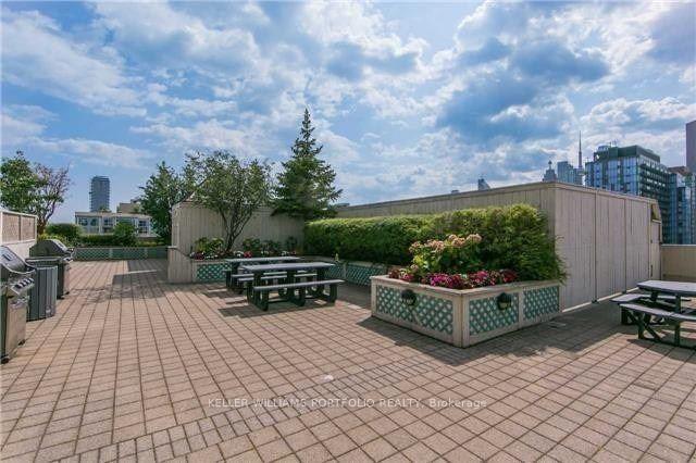Photo 14 of Unit 907, 323 Richmond Street E, Toronto, Moss Park — HOMEH