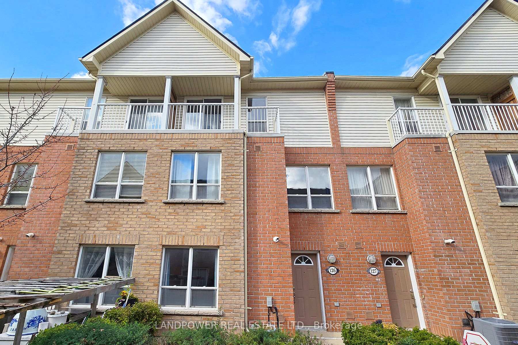 Photo 1 of Unit 126, 8 Faithful Way, Markham, Milliken Mills East — HOMEH