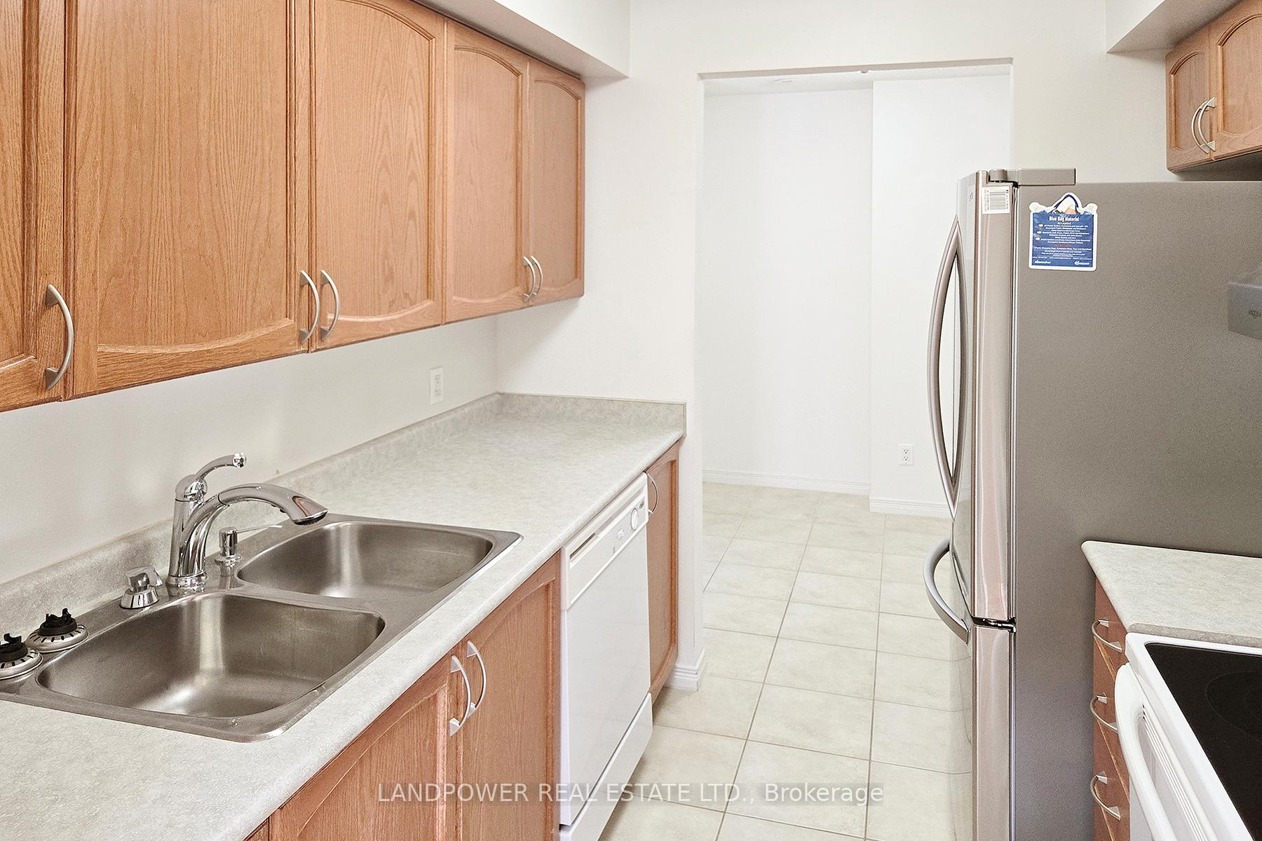 Photo 9 of Unit 126, 8 Faithful Way, Markham, Milliken Mills East — HOMEH