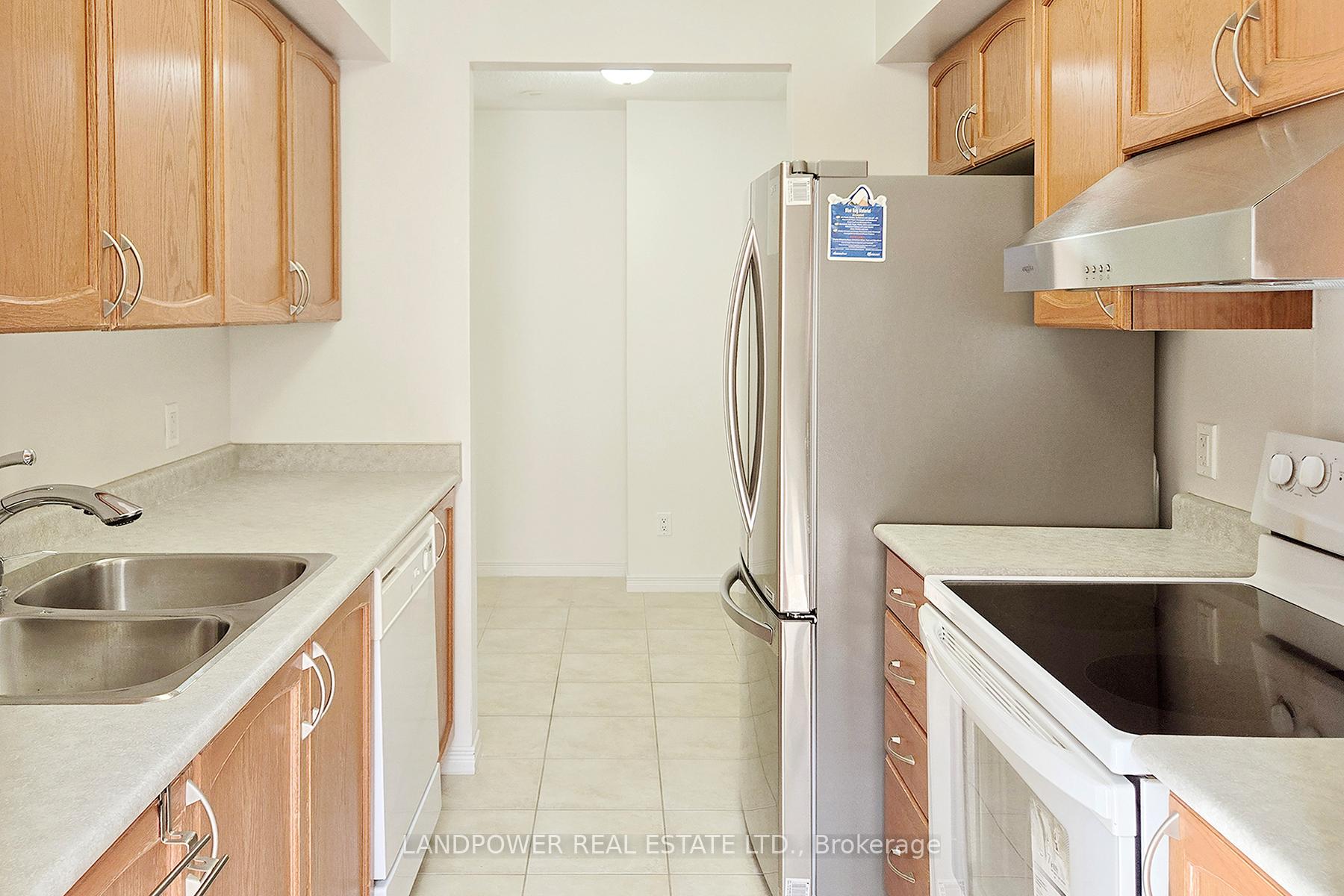 Photo 10 of Unit 126, 8 Faithful Way, Markham, Milliken Mills East — HOMEH