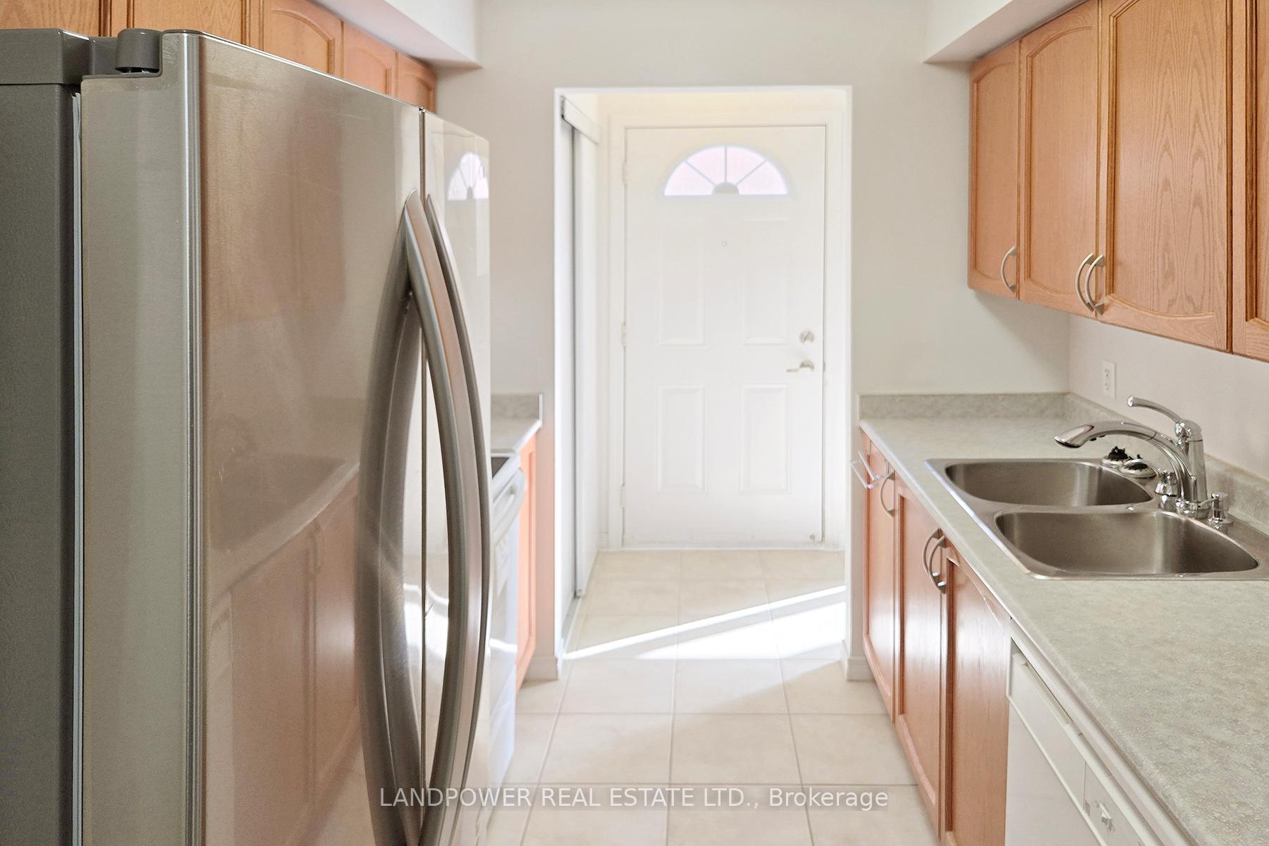 Photo 13 of Unit 126, 8 Faithful Way, Markham, Milliken Mills East — HOMEH