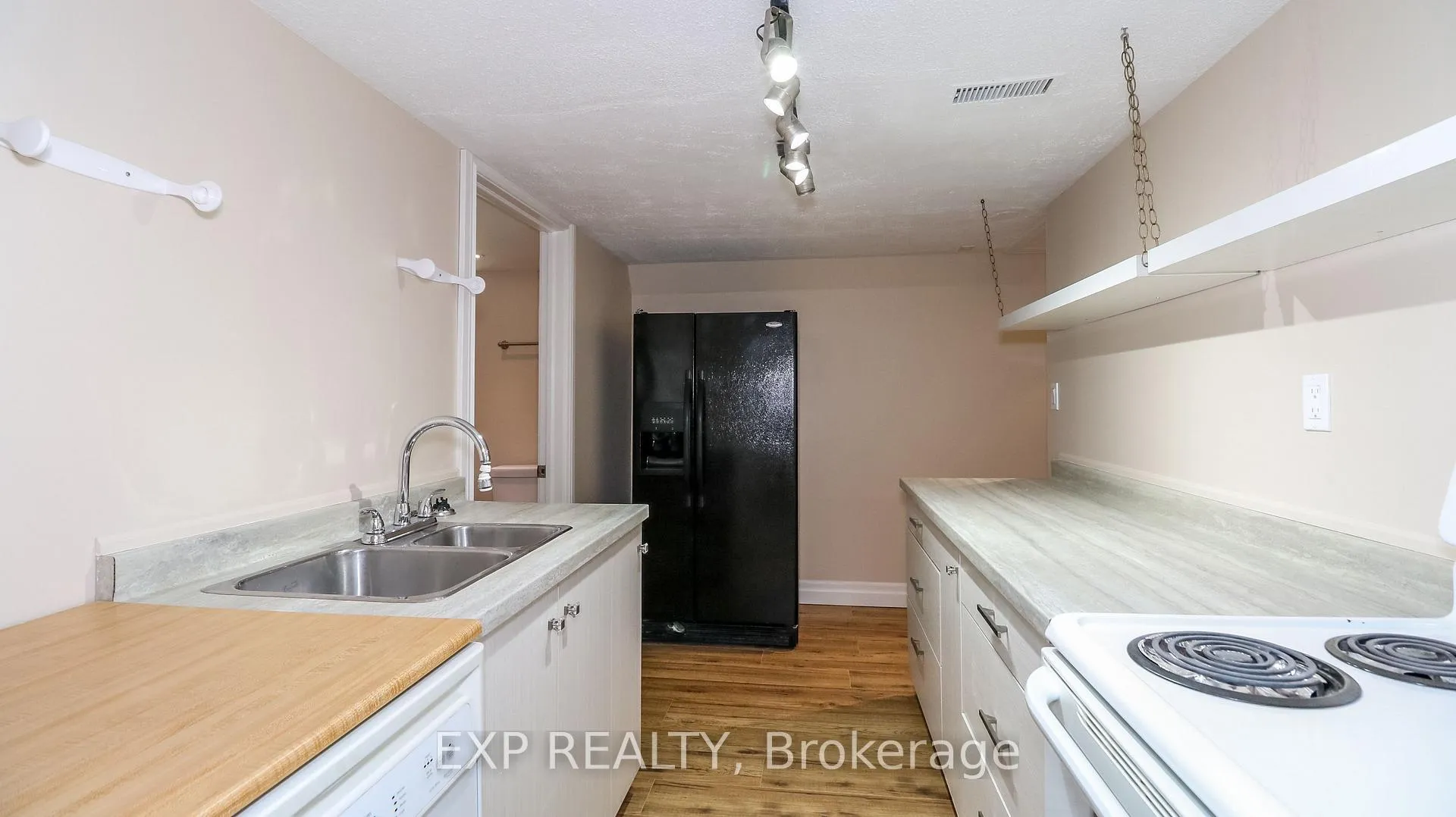 Photo 31 of 218 Jephson Street, Tay, Victoria Harbour — HOMEH