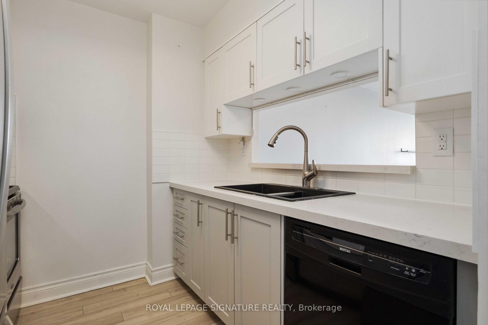 Photo 3 of Unit 609, 1665 Pickering Parkway, Pickering, Town Centre — HOMEH