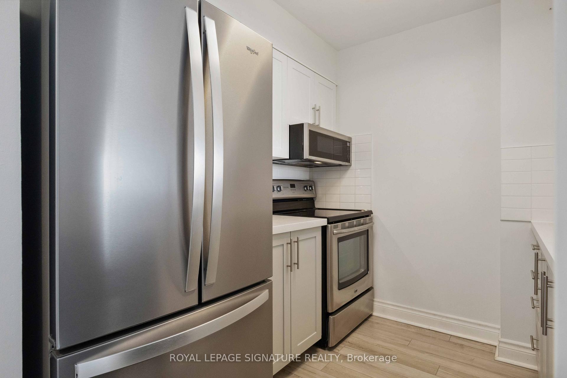 Photo 5 of Unit 609, 1665 Pickering Parkway, Pickering, Town Centre — HOMEH