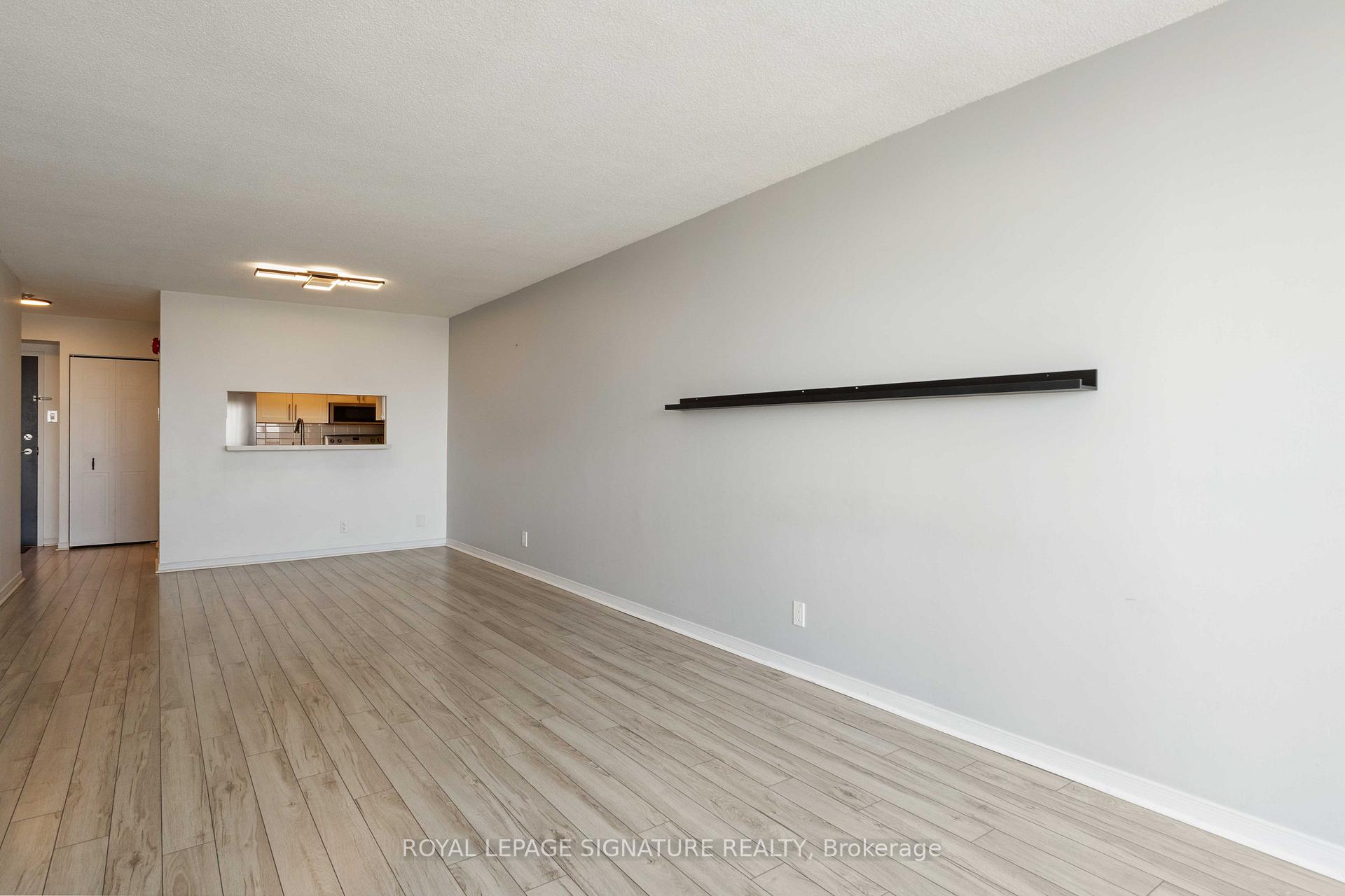 Photo 12 of Unit 609, 1665 Pickering Parkway, Pickering, Town Centre — HOMEH