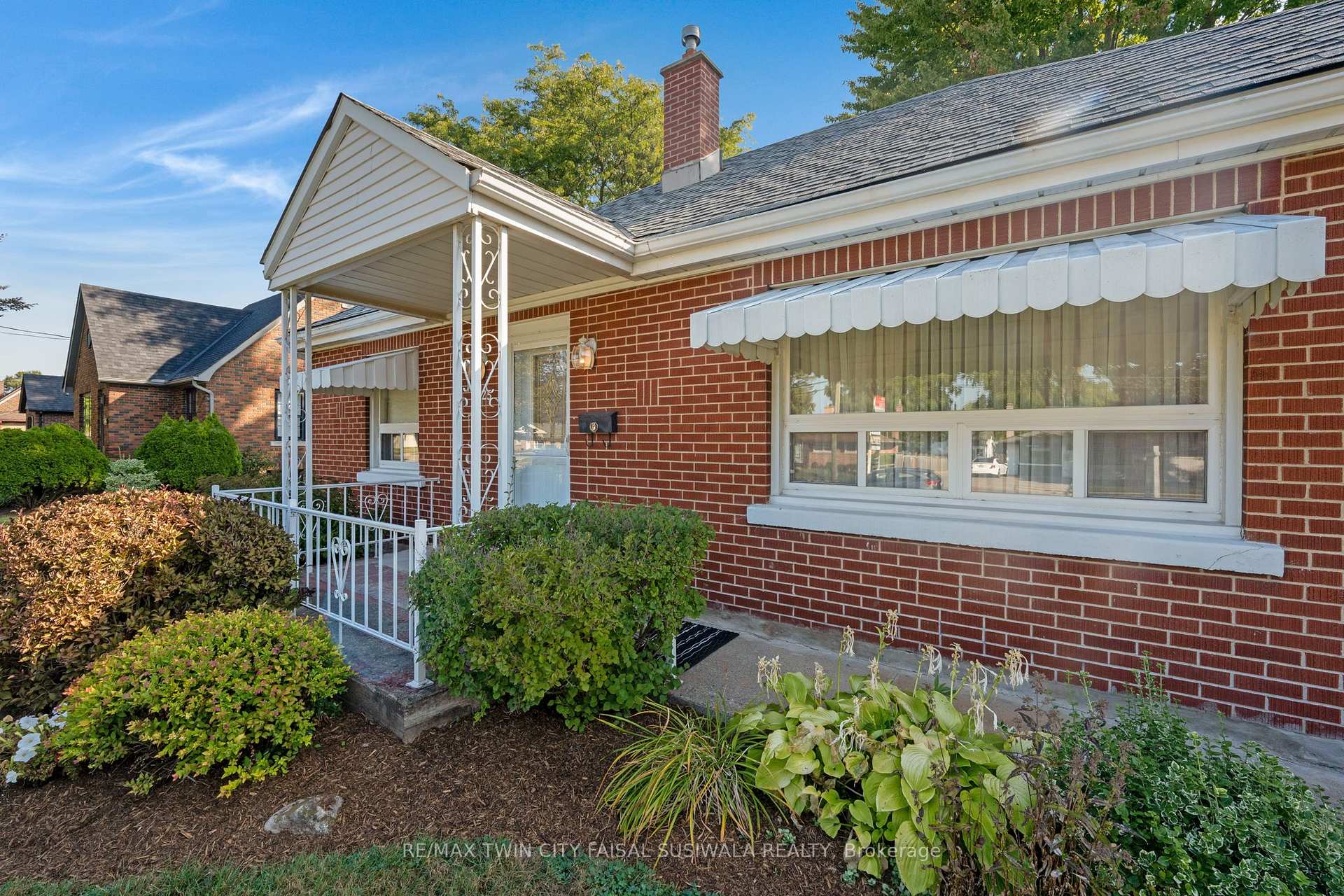 Photo 2 of 1625 Concession Road, Cambridge — HOMEH