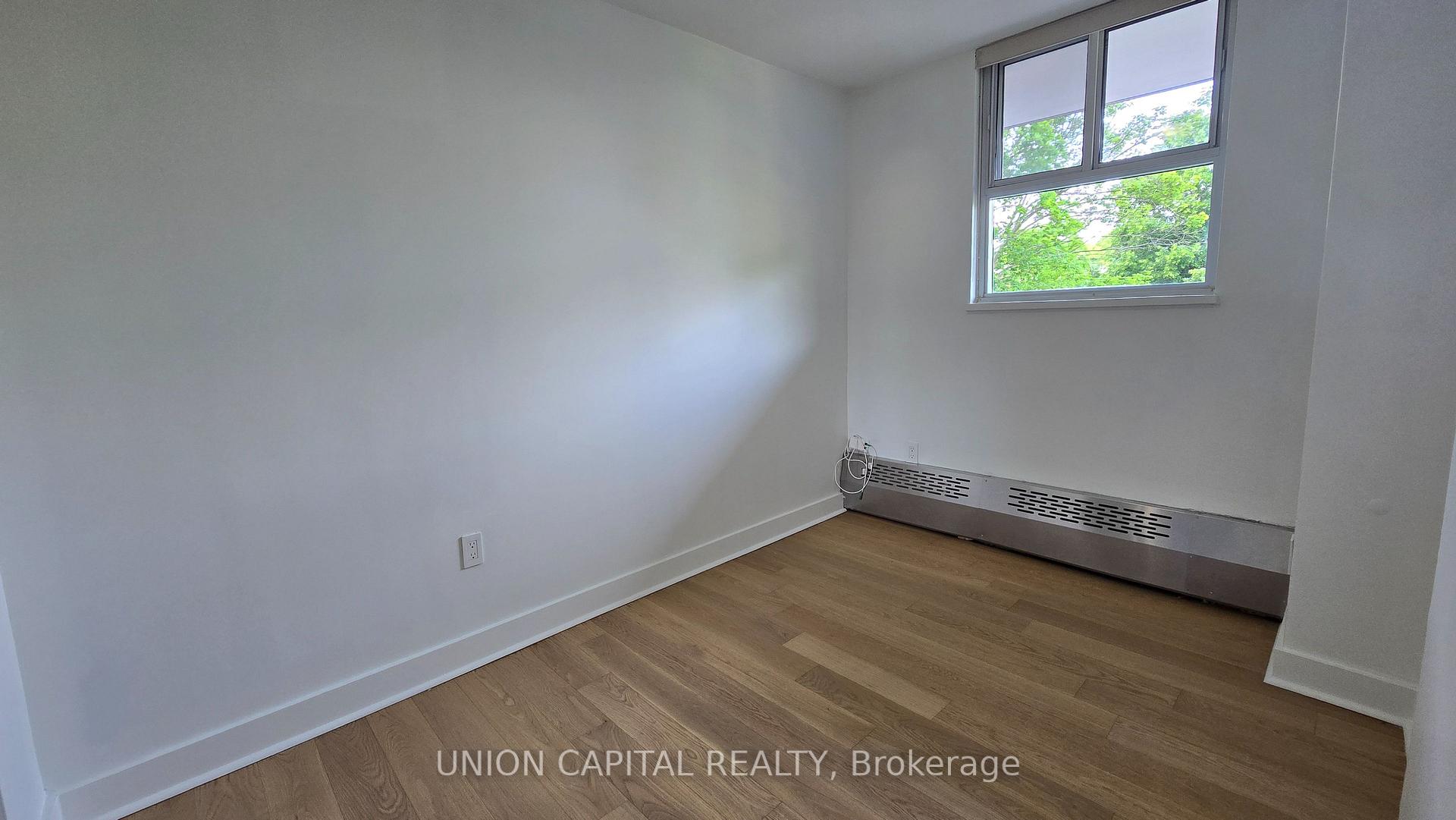 Photo 6 of Unit 309, 230 Oak Street, Toronto, Regent Park — HOMEH