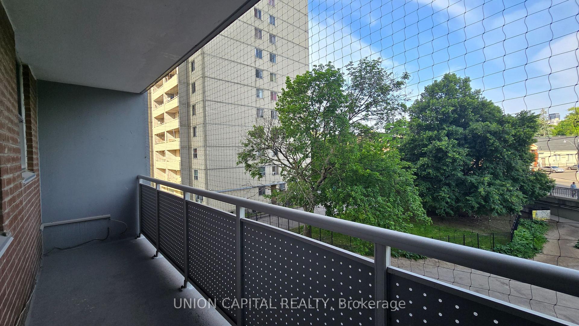 Photo 10 of Unit 309, 230 Oak Street, Toronto, Regent Park — HOMEH