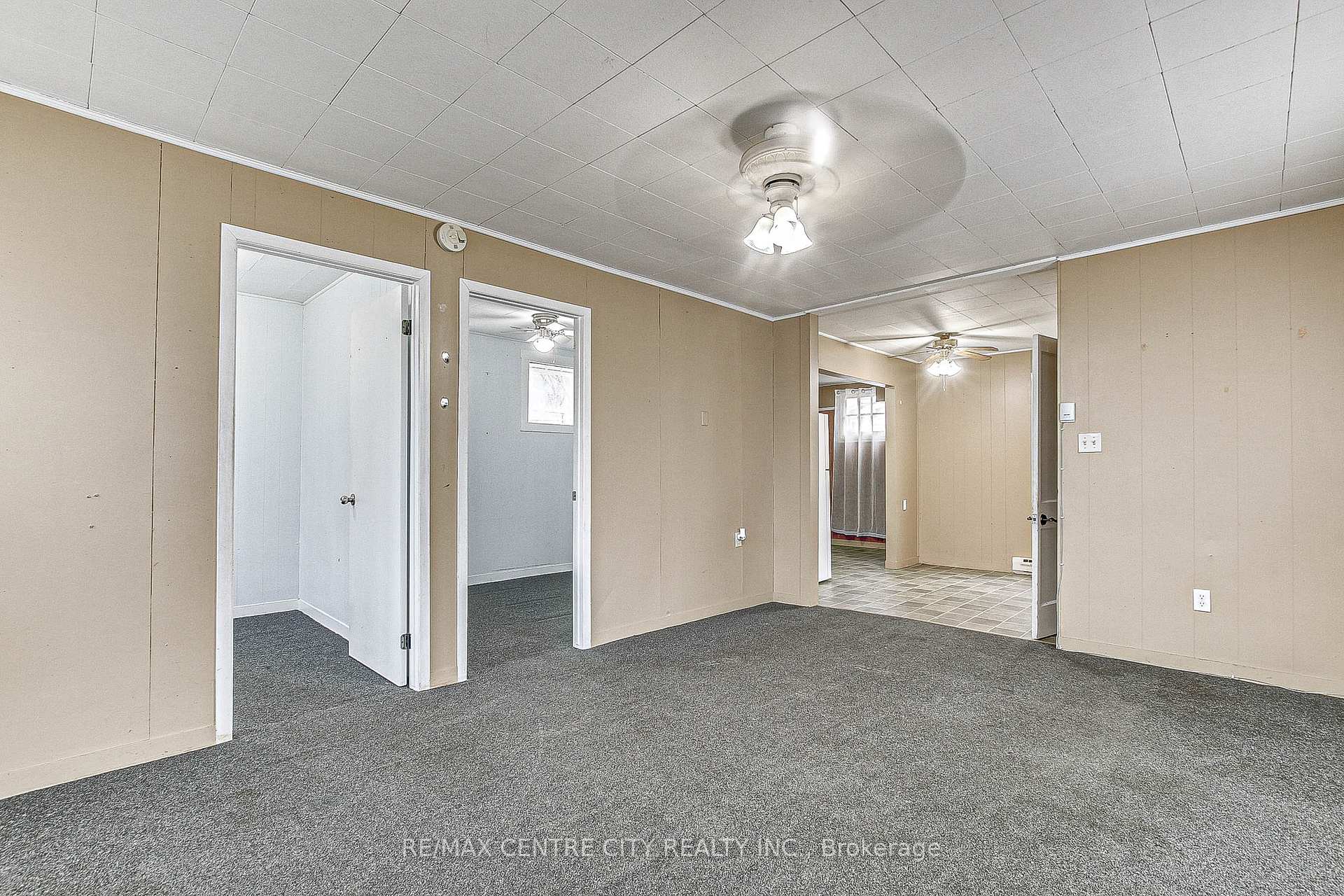 Photo 13 of 435 Edith Cavell Boulevard, Central Elgin, Port Stanley — HOMEH