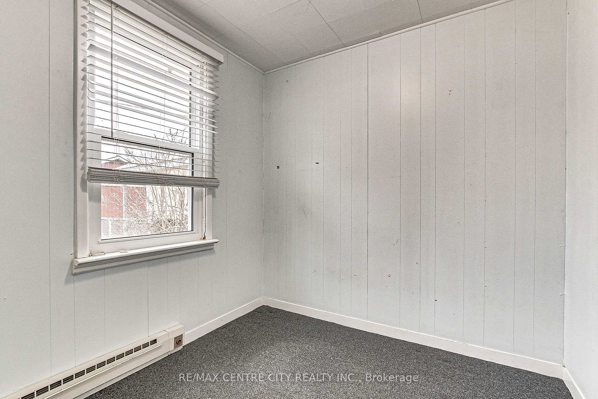 Photo 4 of 435 Edith Cavell Boulevard, Central Elgin, Port Stanley — HOMEH
