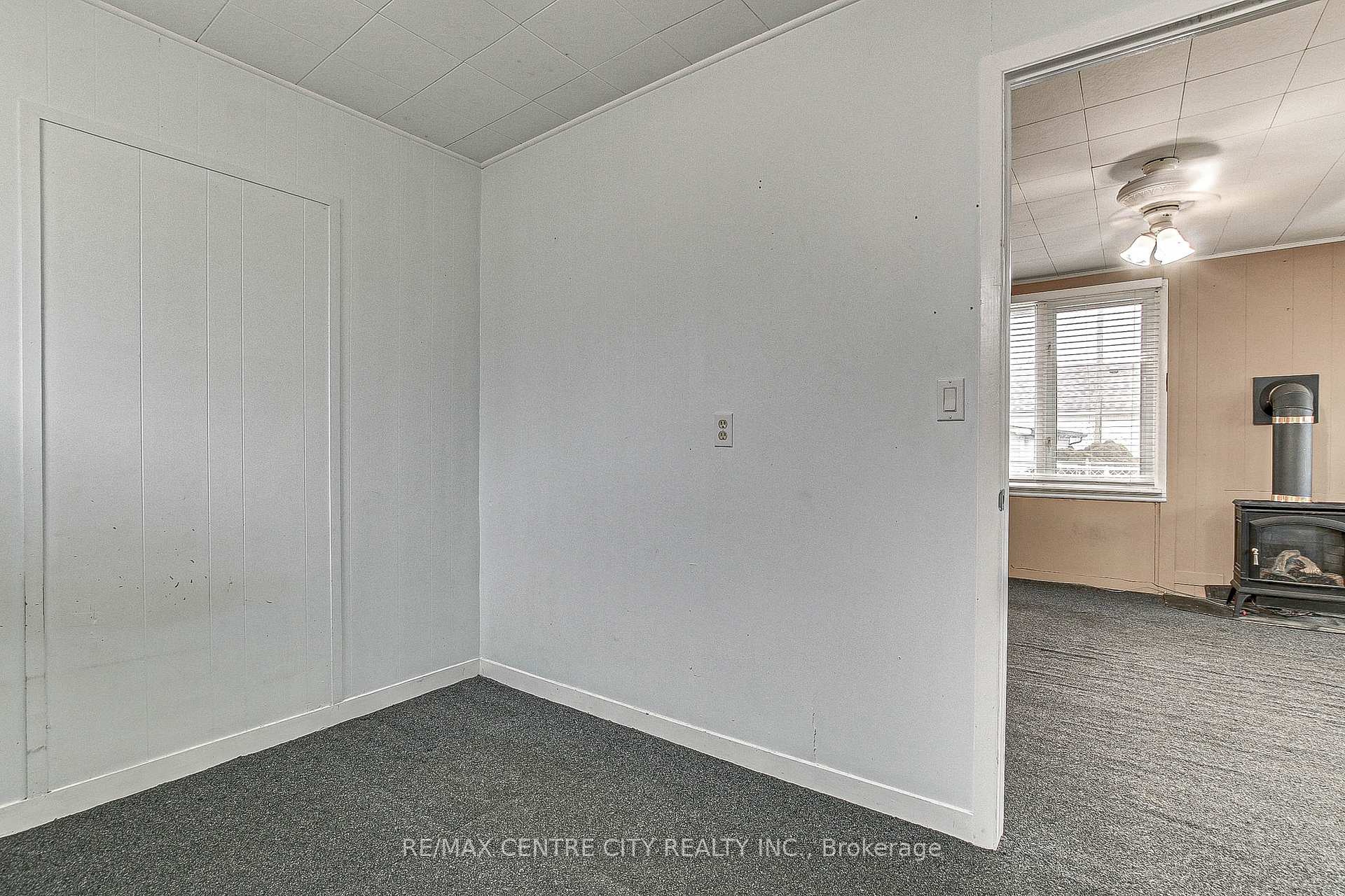 Photo 5 of 435 Edith Cavell Boulevard, Central Elgin, Port Stanley — HOMEH