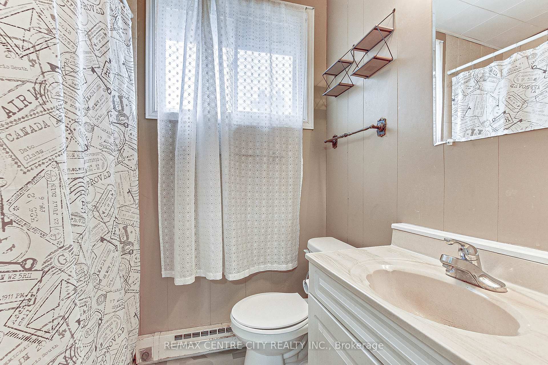 Photo 17 of 435 Edith Cavell Boulevard, Central Elgin, Port Stanley — HOMEH