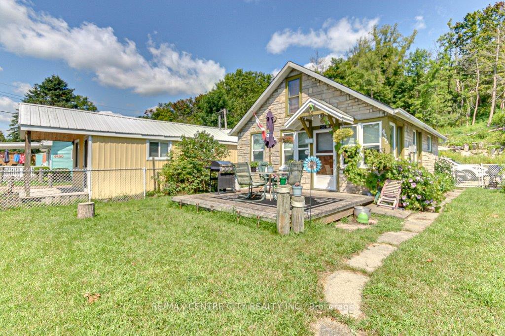 Photo 23 of 435 Edith Cavell Boulevard, Central Elgin, Port Stanley — HOMEH