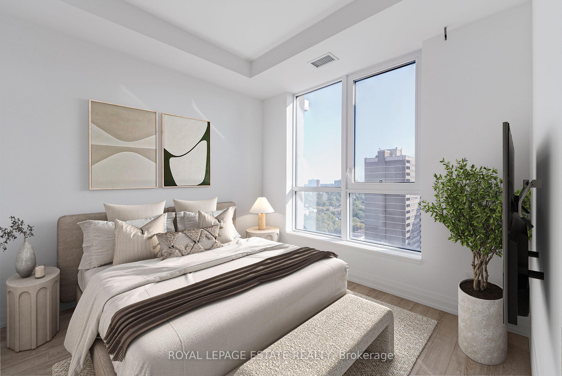 Photo 3 of Unit 1806, 286 Main Street, Toronto, East End-Danforth — HOMEH