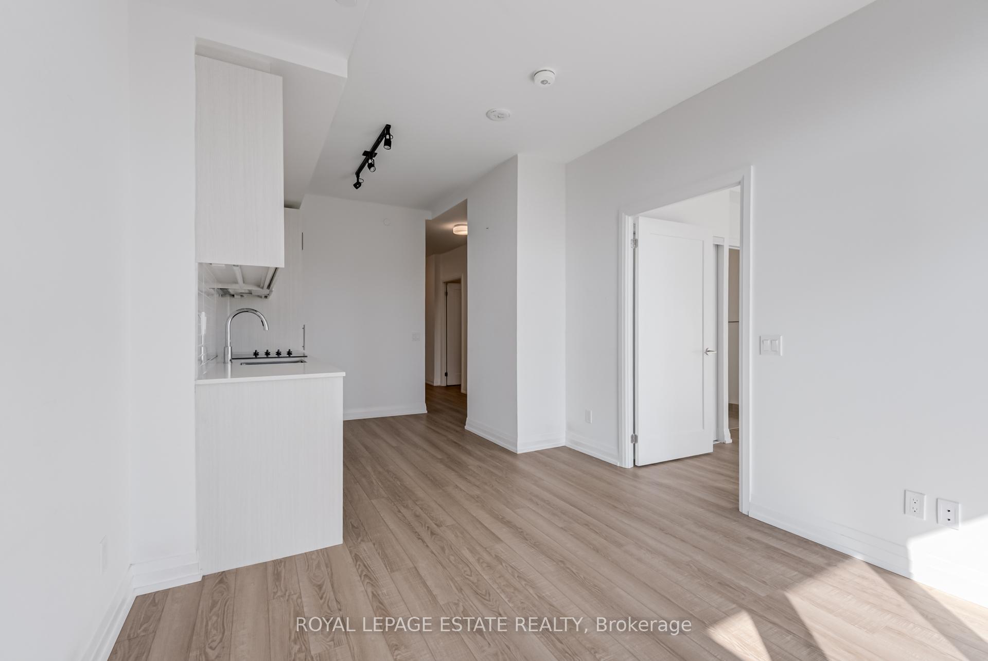 Photo 14 of Unit 1806, 286 Main Street, Toronto, East End-Danforth — HOMEH