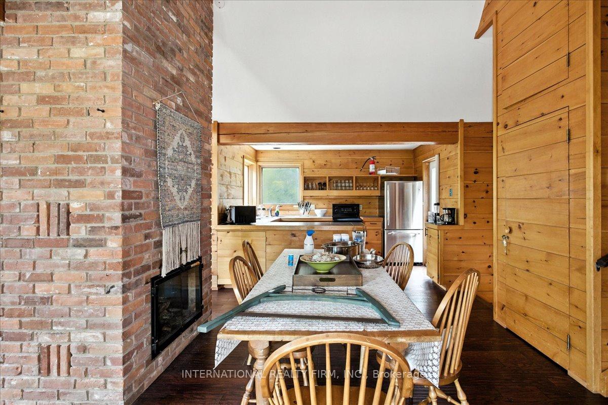 Photo 7 of 2445 Riverside Drive, Clearview, Rural Clearview — HOMEH