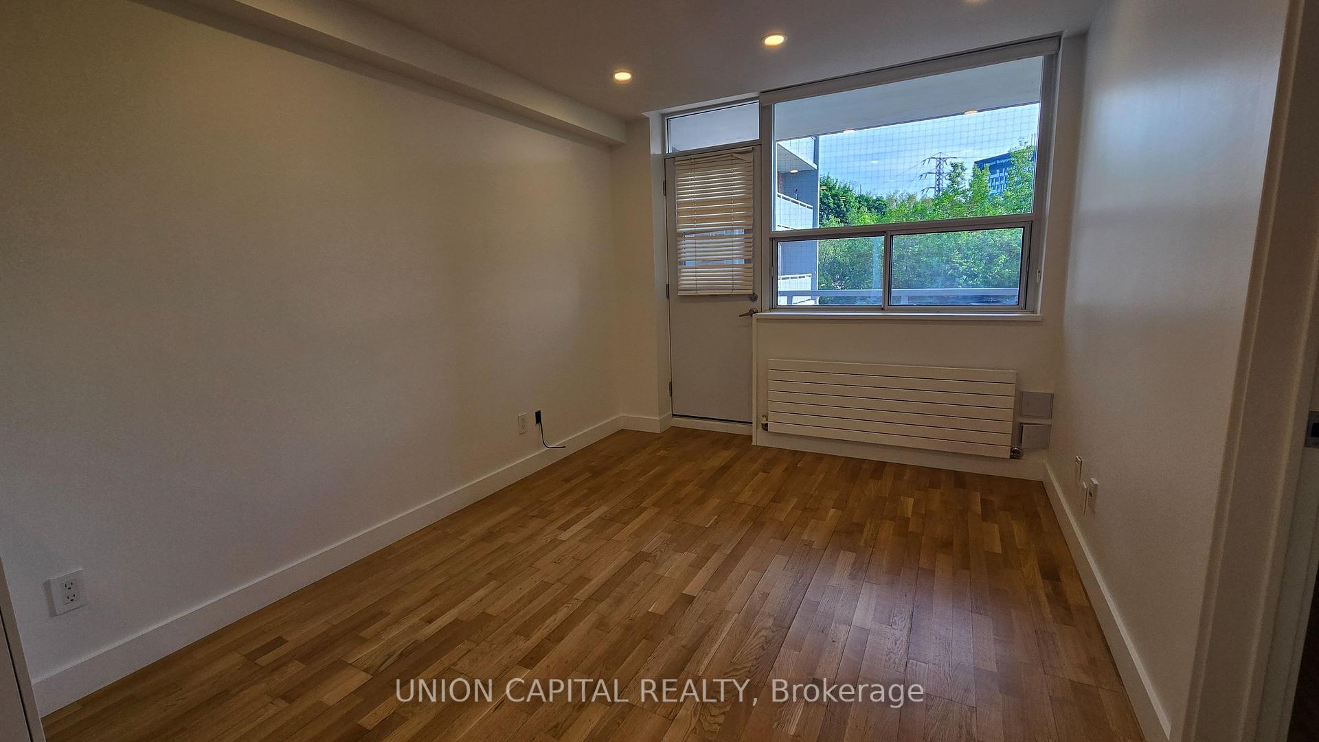 Photo 5 of Unit 203, 230 Oak Street, Toronto, Regent Park — HOMEH