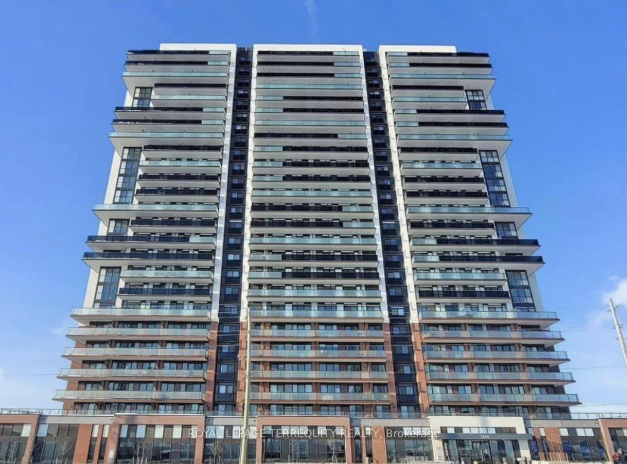 Front of Unit 2004, 2550 Simcoe Street N