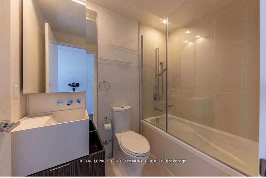 Photo 11 of Unit 5409, 1 Bloor Street E, Toronto, Church-Yonge Corridor — HOMEH