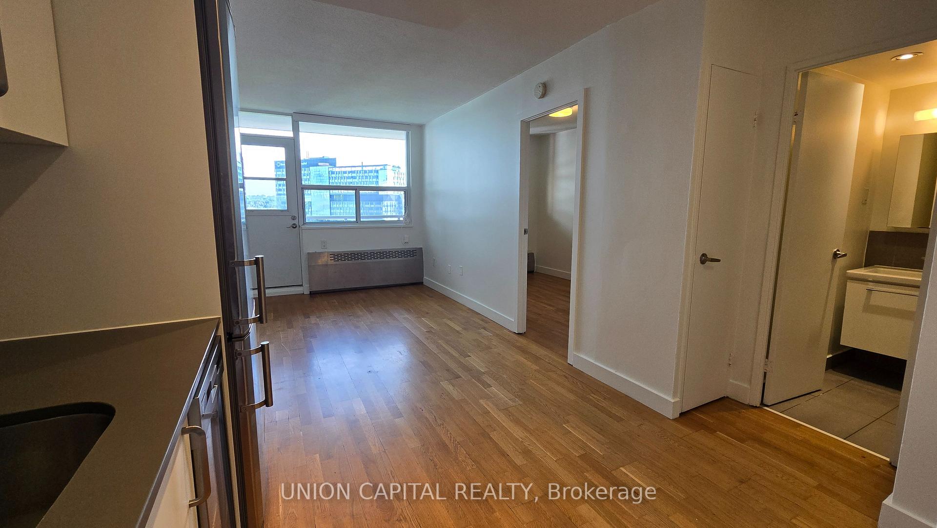 Photo 4 of Unit 1003, 230 Oak Street, Toronto, Regent Park — HOMEH