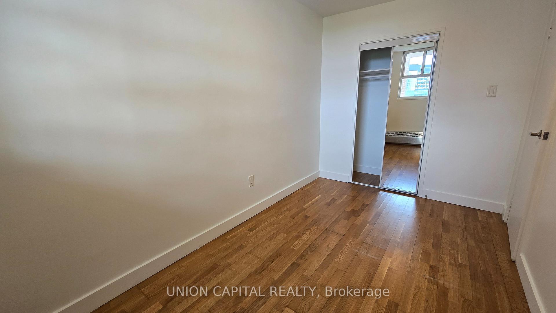 Photo 7 of Unit 1003, 230 Oak Street, Toronto, Regent Park — HOMEH