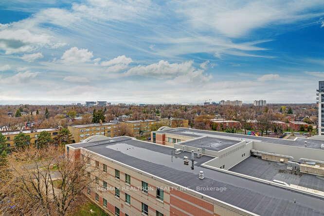 Photo 6 of Unit 1008, 8 Covington Road, Toronto, Englemount-Lawrence — HOMEH