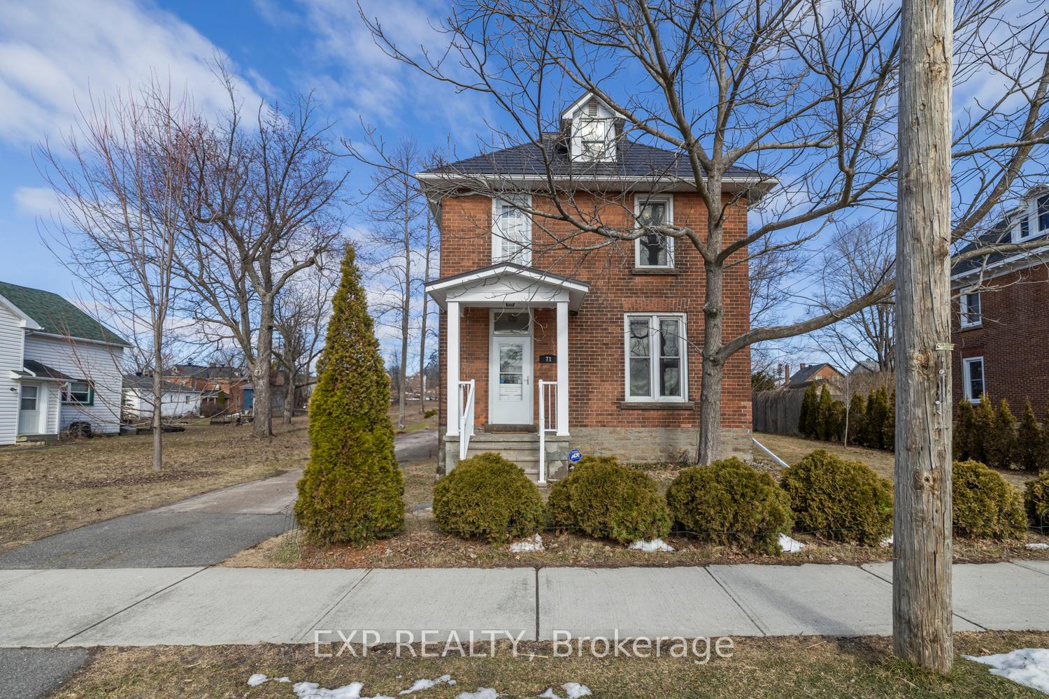 Photo 1 of 71 High Street, Carleton Place — HOMEH