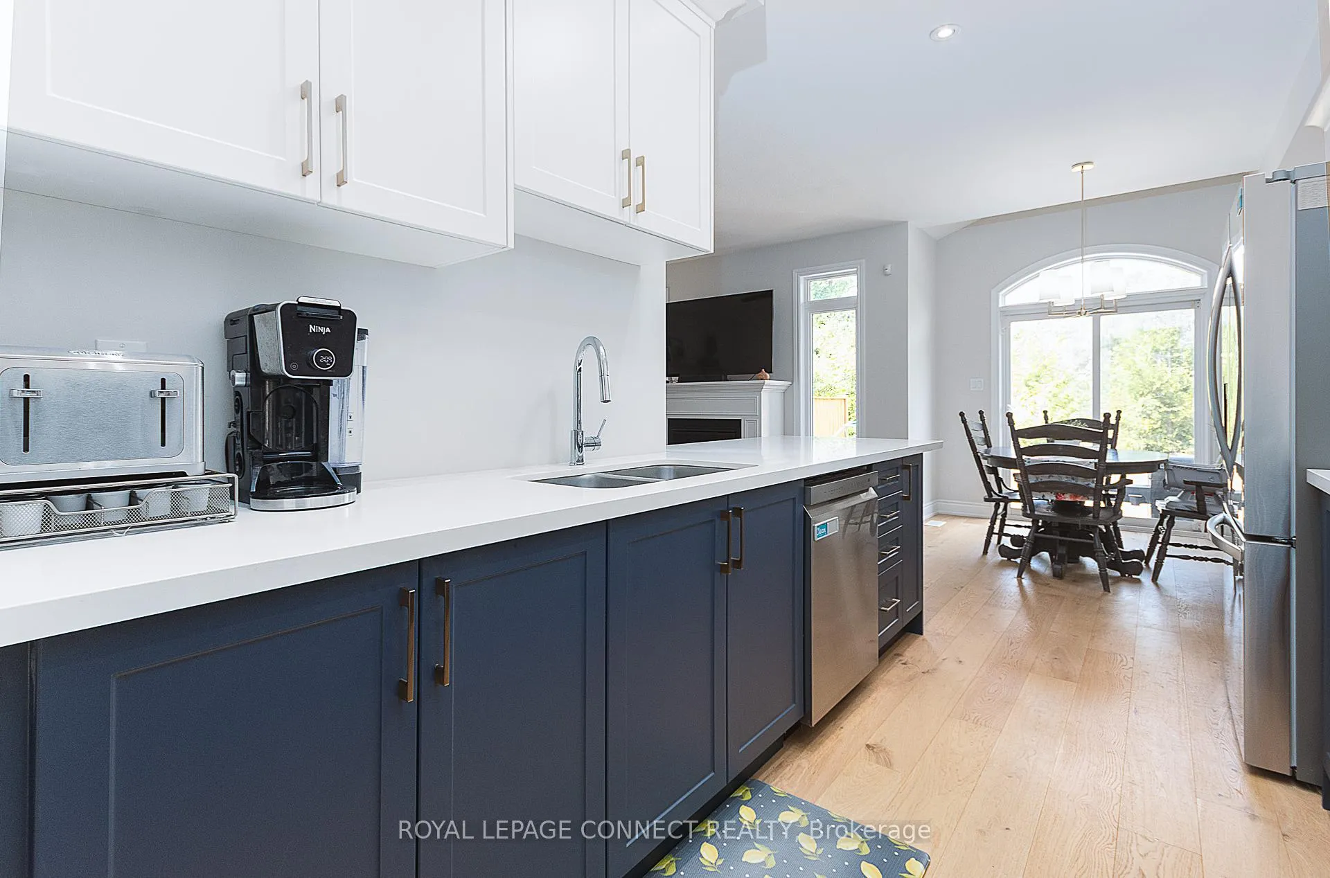 Photo 4 of 24 Coldbrook Drive, Cavan Monaghan, Cavan-Monaghan — HOMEH
