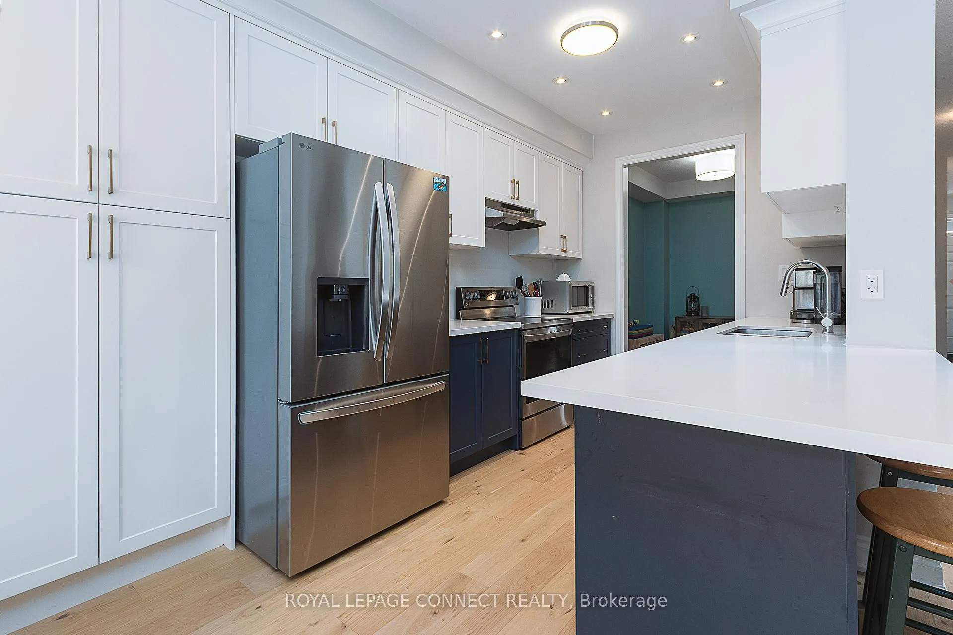 Photo 6 of 24 Coldbrook Drive, Cavan Monaghan, Cavan-Monaghan — HOMEH