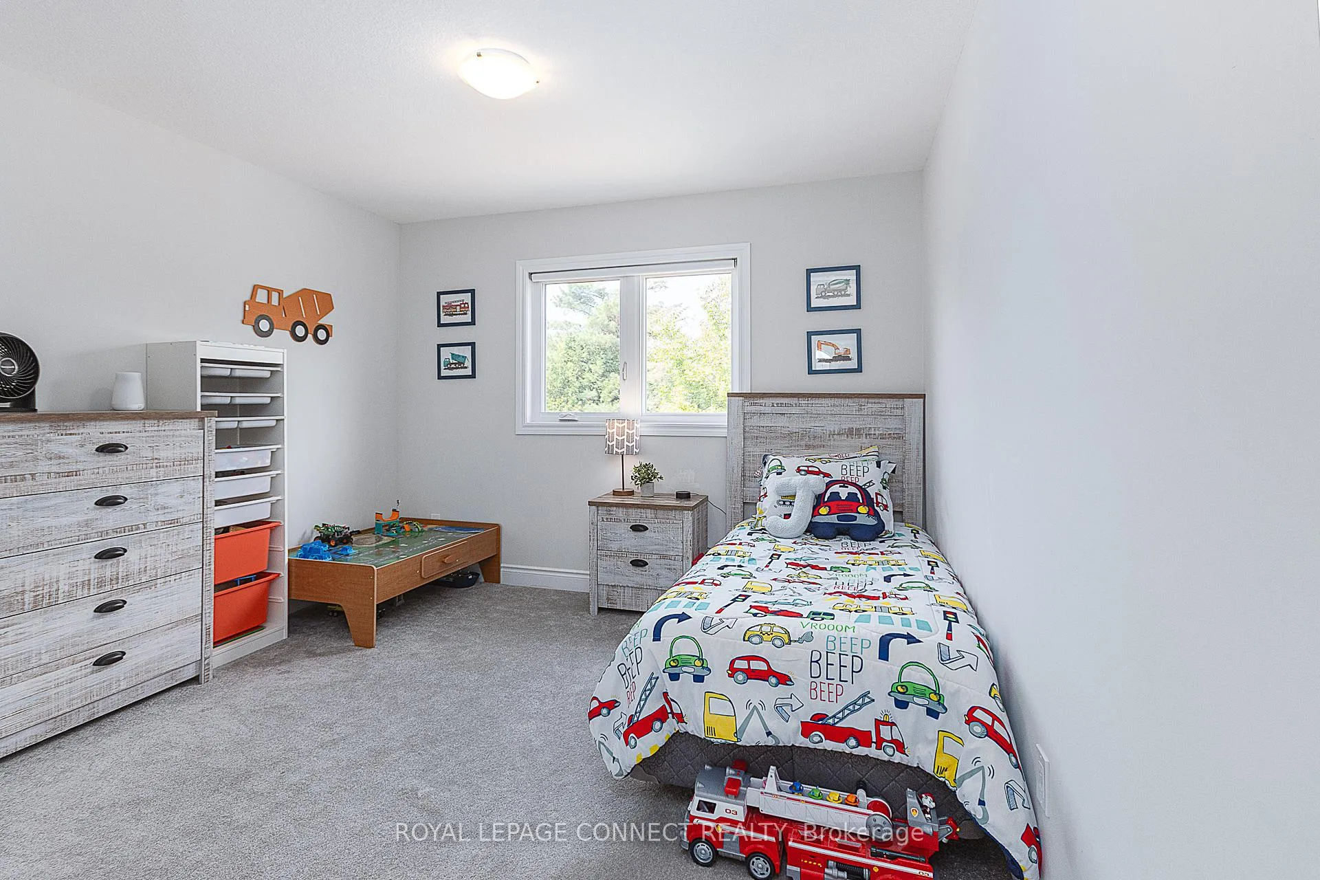 Photo 12 of 24 Coldbrook Drive, Cavan Monaghan, Cavan-Monaghan — HOMEH