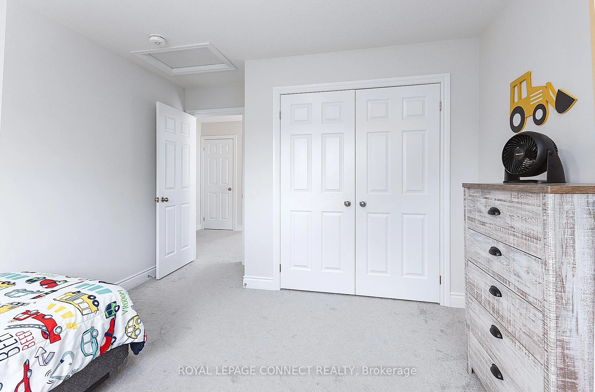 Photo 13 of 24 Coldbrook Drive, Cavan Monaghan, Cavan-Monaghan — HOMEH