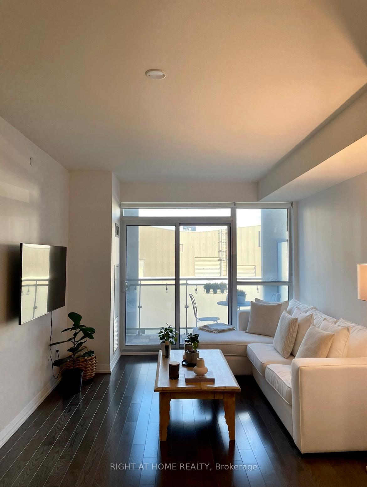 Photo 26 of Unit 736, 460 Adelaide Street E, Toronto, Moss Park — HOMEH